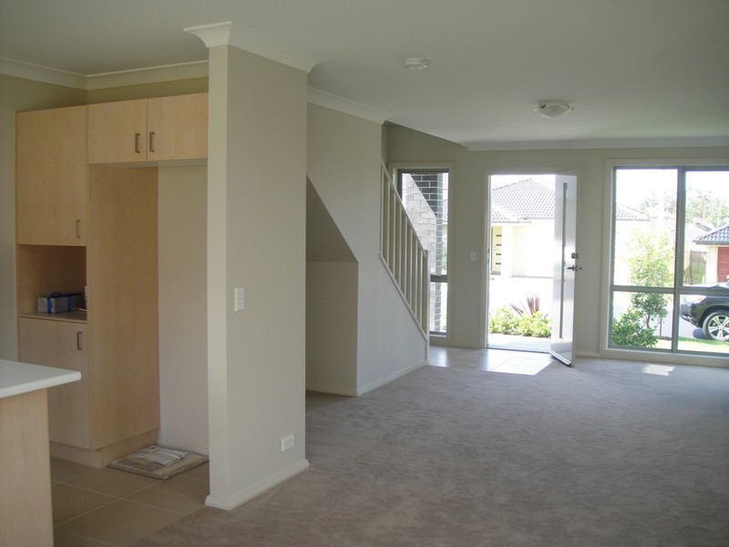 5 MARINER ST, Glenfield NSW 2167