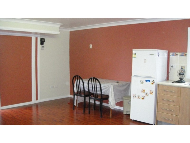 Fairfield West NSW 2165