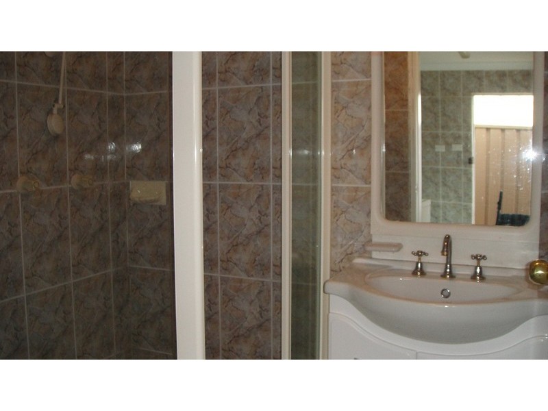 Fairfield West NSW 2165