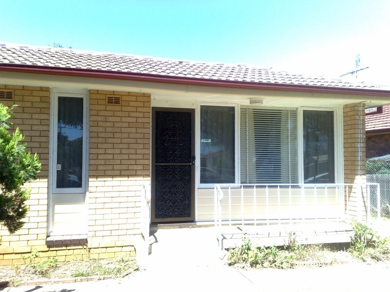 2/9 FASSIFERN PL, Cartwright NSW 2168