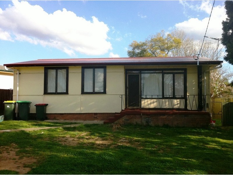 32  MUNYANG ST, Heckenberg NSW 2168