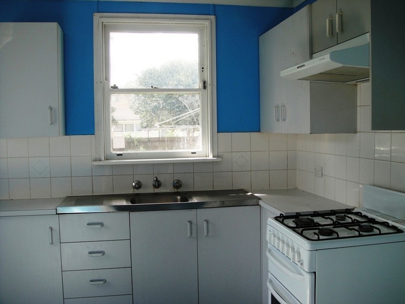 9 BURLISON ST, Warwick Farm NSW 2170