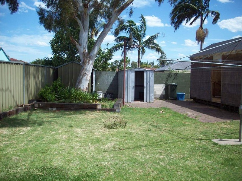 42 LEHMANN AVE, Liverpool NSW 2170