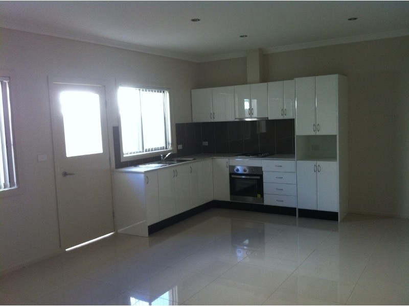 323B1 ELIZABETH DR, Mount Pritchard NSW 2170