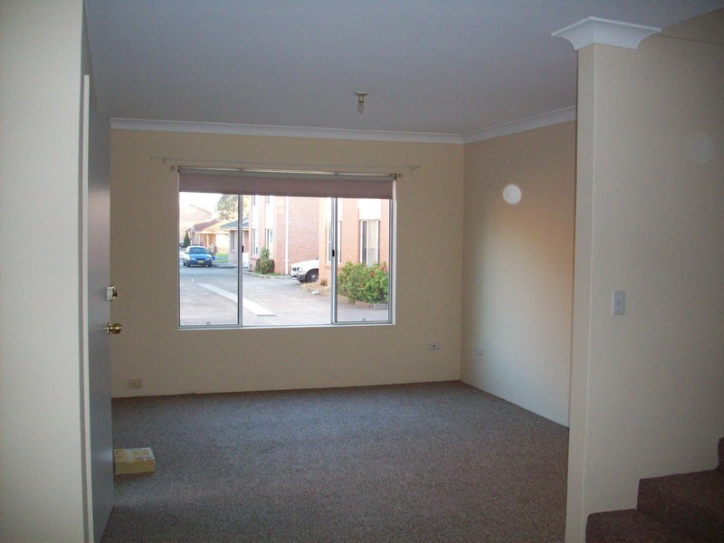 8/5-7 THELMA ST, Lurnea NSW 2170