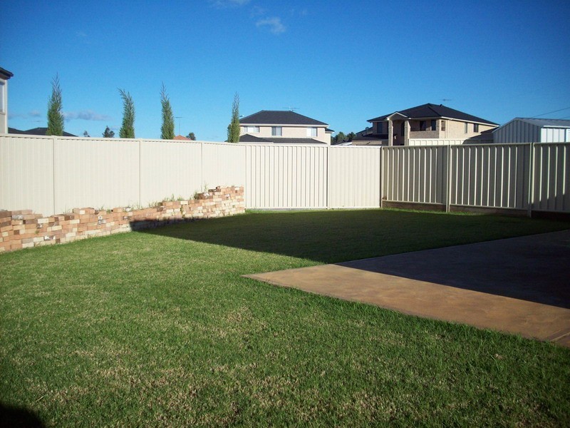 45 TEMORA ST, Prestons NSW 2170