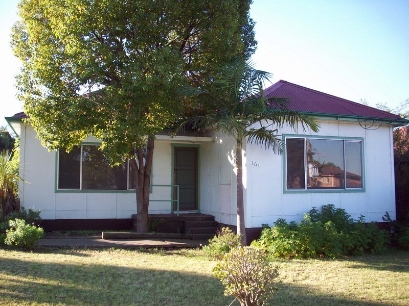 161  MEMORIAL AVE, Liverpool NSW 2170