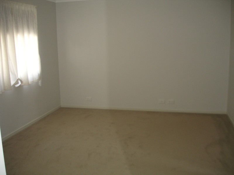 19 The Boulevarde, Holsworthy NSW 2173