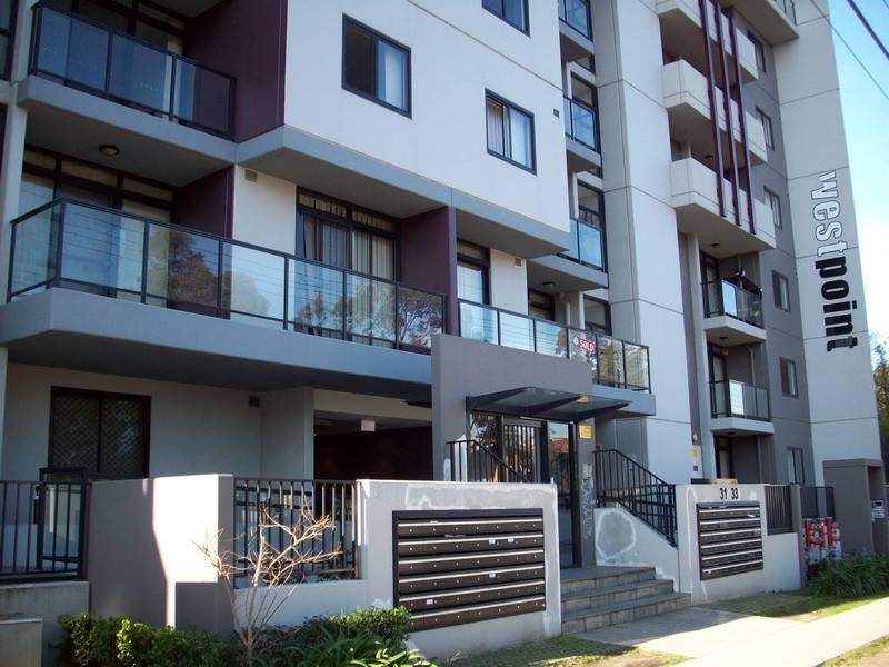 31-33 CAMPBELL ST, Liverpool NSW 2170