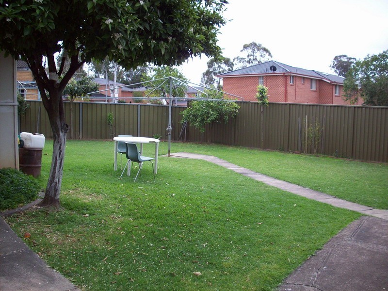 567 HUME  HIGHWAY, Casula NSW 2170