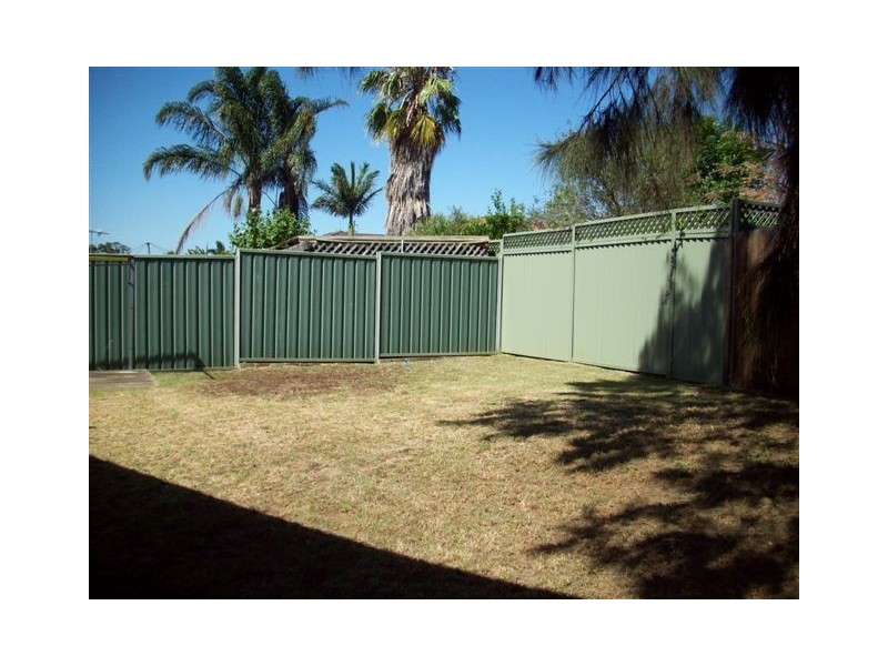 1/10 GAME ST, Bonnyrigg NSW 2177