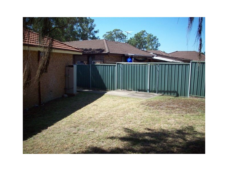 1/10 GAME ST, Bonnyrigg NSW 2177