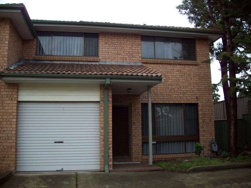 1/220 NEWBRIDGE RD, Moorebank NSW 2170