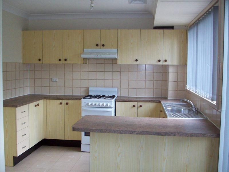 1/220 NEWBRIDGE RD, Moorebank NSW 2170