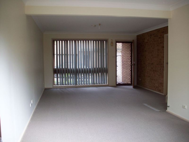 1/220 NEWBRIDGE RD, Moorebank NSW 2170