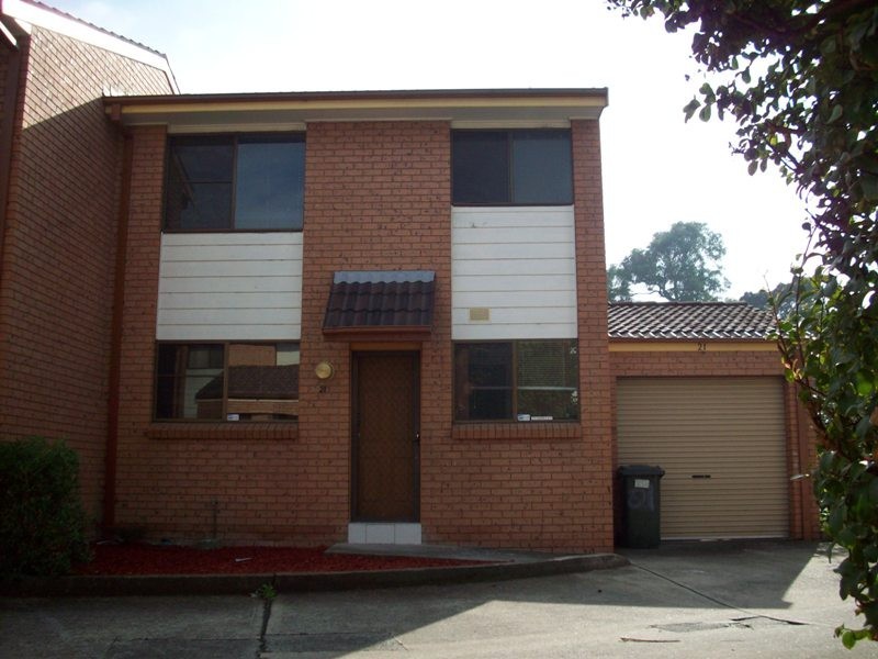 21/1  MANNING ST, Warwick Farm NSW 2170