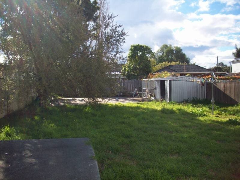 15 Eucumbene Cres, Heckenberg NSW 2168