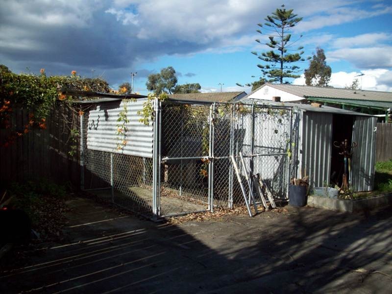 15 Eucumbene Cres, Heckenberg NSW 2168