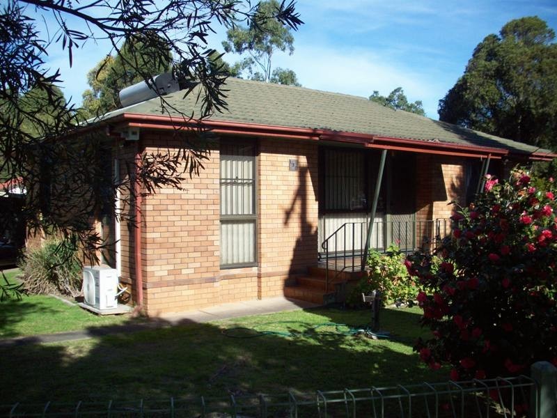 130 Lawrence Hargrave Rd, Warwick Farm NSW 2170