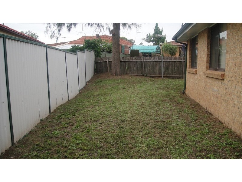2/10 Game St, Bonnyrigg NSW 2177