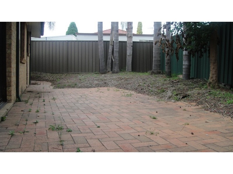 2/10 Game St, Bonnyrigg NSW 2177