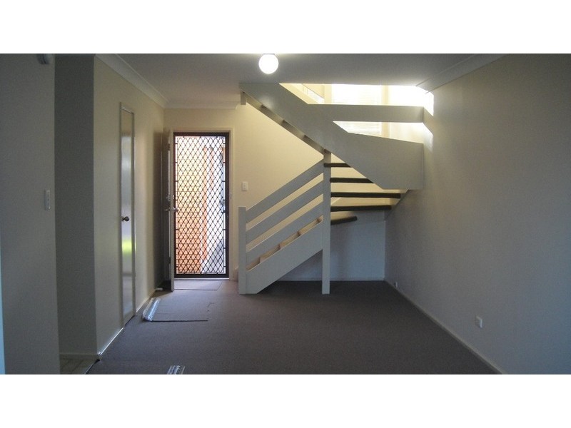 19/1 Manning St, Warwick Farm NSW 2170