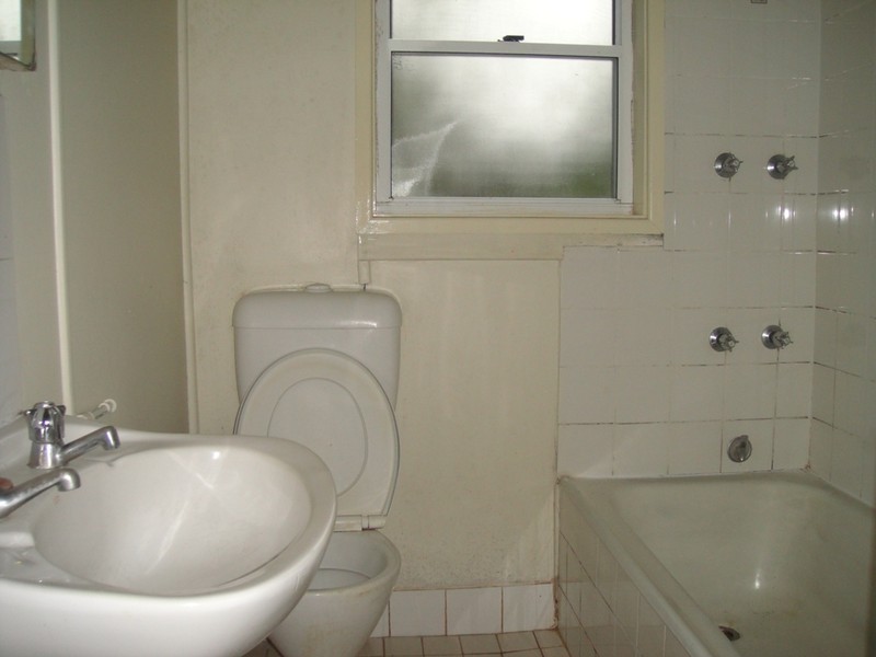 70 ORCHARD RD, Busby NSW 2168