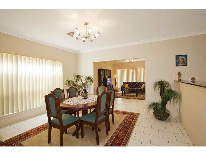 West Hoxton NSW 2171