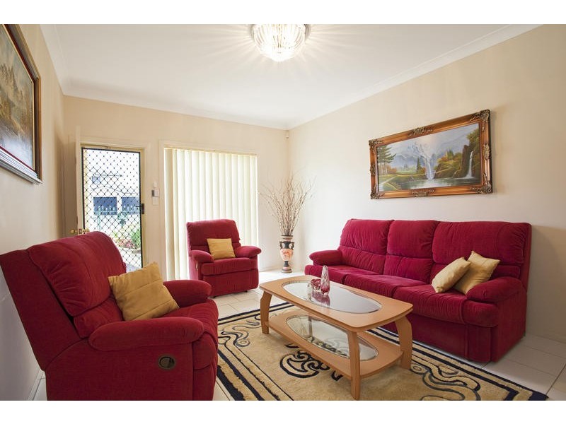 West Hoxton NSW 2171