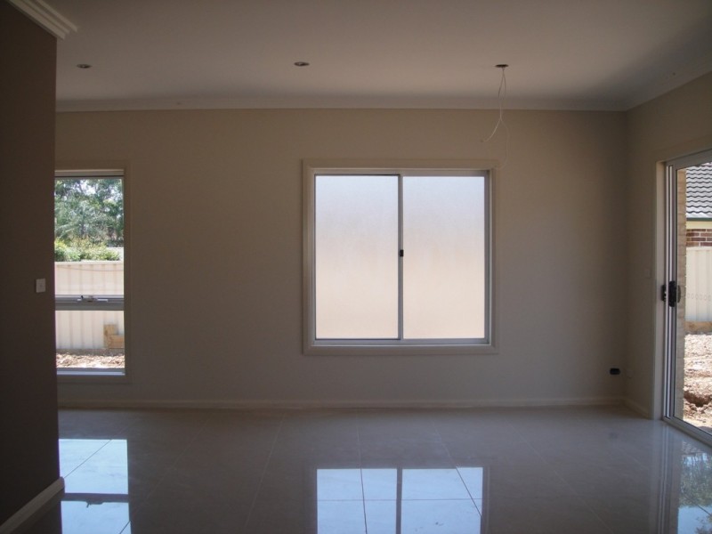 323A ELIZABETH DRIVE, Mount Pritchard NSW 2170