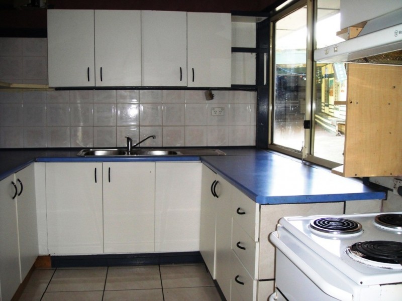 131 HILL RD, Lurnea NSW 2170