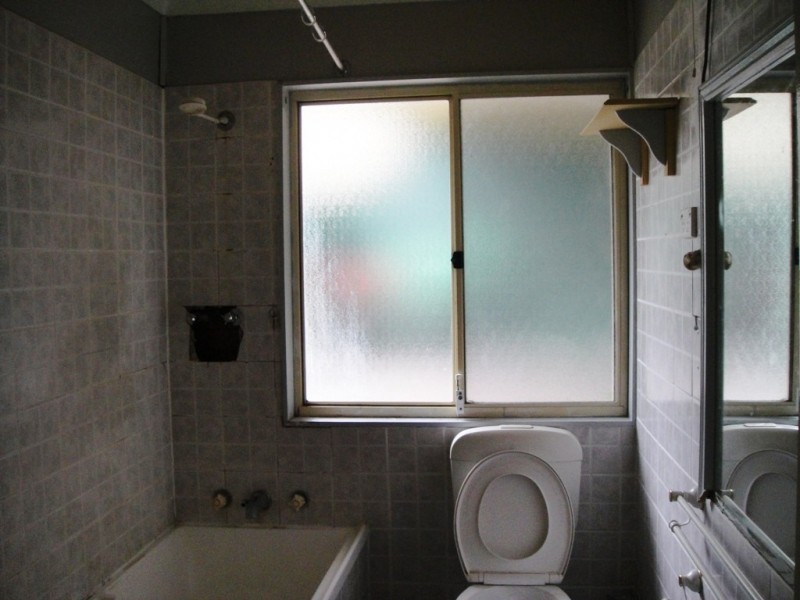 131 HILL RD, Lurnea NSW 2170