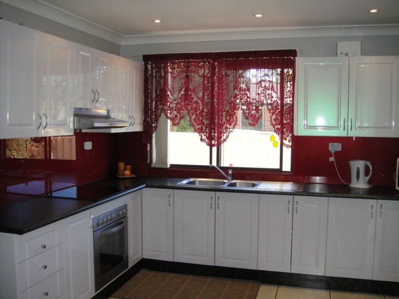 11 SERCIAL PLACE, Eschol Park NSW 2558