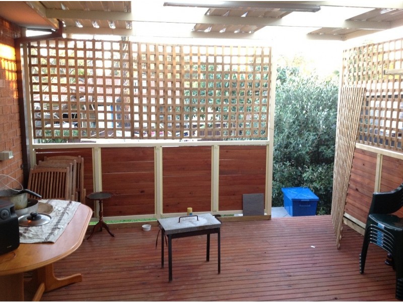 32 HILLVIEW PDE, Lurnea NSW 2170