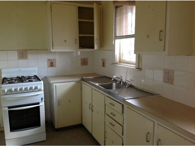 26 DUNDEE ST, Sadleir NSW 2168