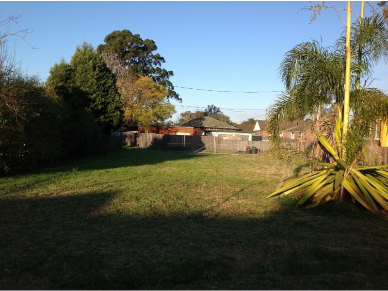 5 Emerald Pl, Cartwright NSW 2168