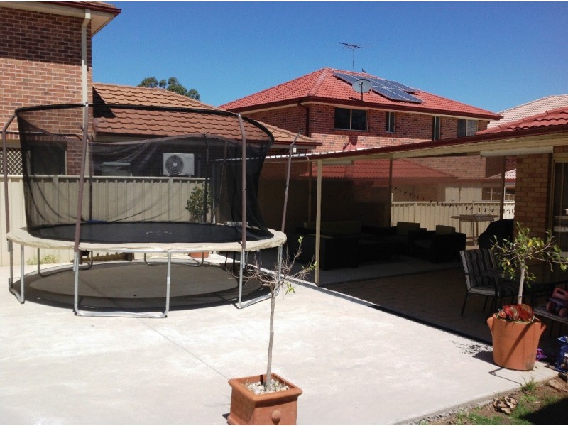 1B Clydesdale Dr, Blairmount NSW 2559