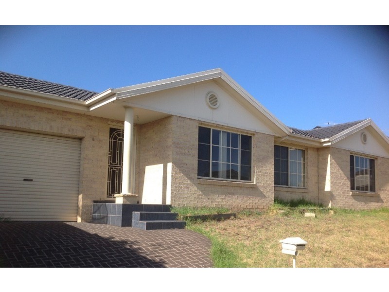5 RIDGEWAY CLOSE, West Hoxton NSW 2171