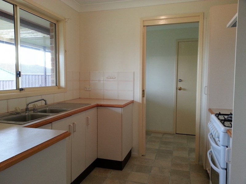 21 Guernsey Ave, Minto NSW 2566