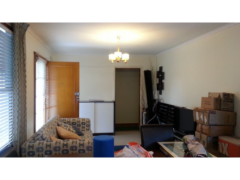 10 Armstrong St, Ashcroft NSW 2168