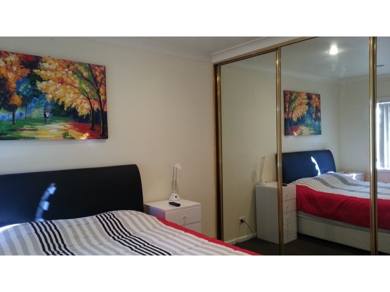 32 WILLIAMSON CRES, Warwick Farm NSW 2170