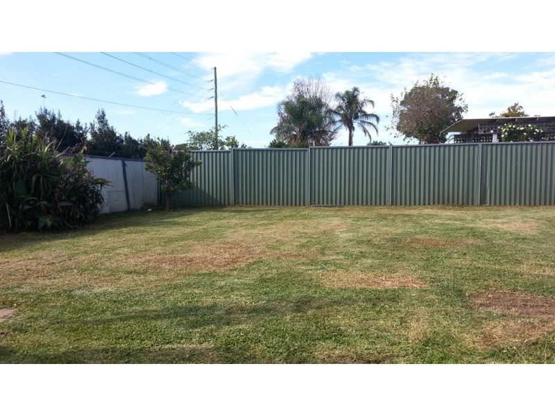 32 WILLIAMSON CRES, Warwick Farm NSW 2170