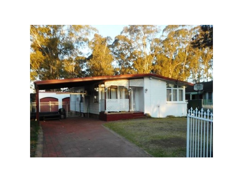 31 Bundemar St, Miller NSW 2168