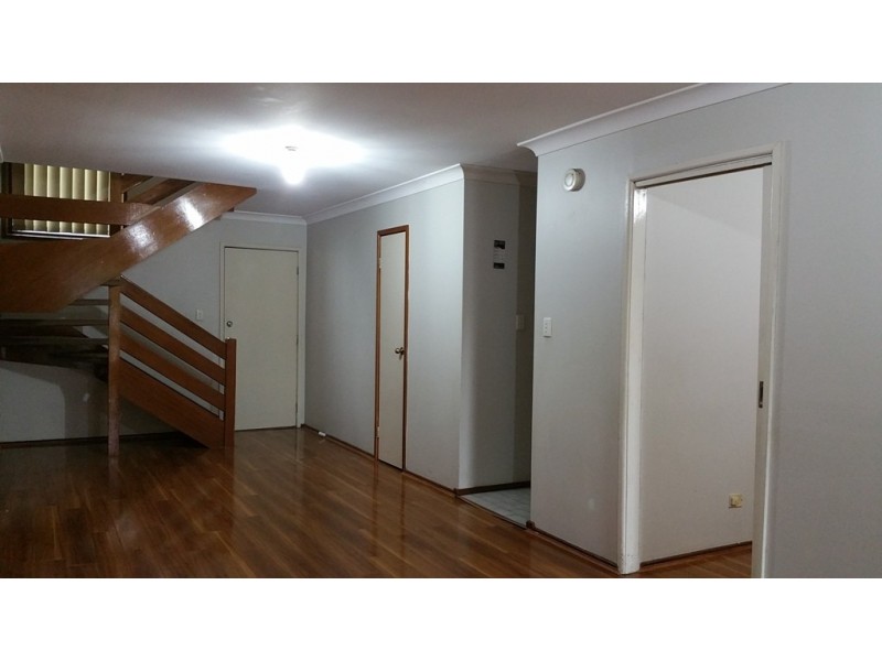 13/1 MANNING ST, Warwick Farm NSW 2170