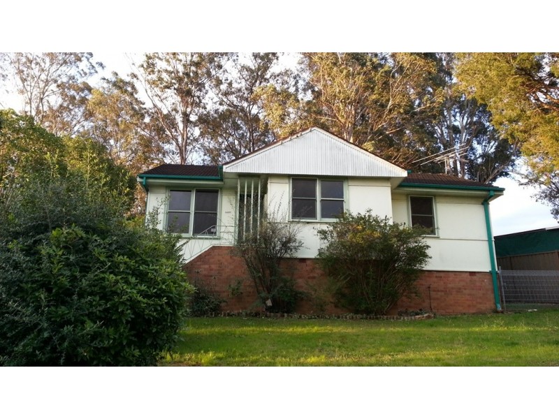 5 Albany St, Busby NSW 2168