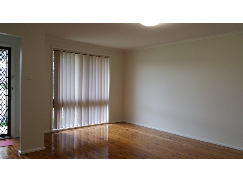 14 Thesiger Rd, Bonnyrigg NSW 2177