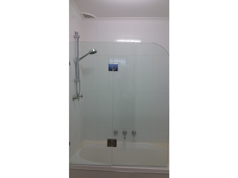 14 Thesiger Rd, Bonnyrigg NSW 2177