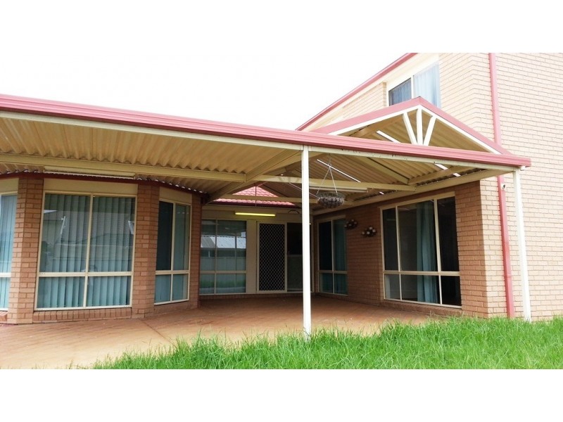 34 CARTIER CRES, Green Valley NSW 2168