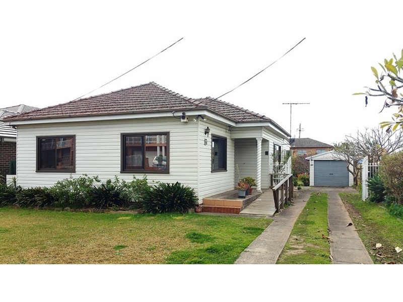 49 PASSEFIELD ST, Liverpool NSW 2170