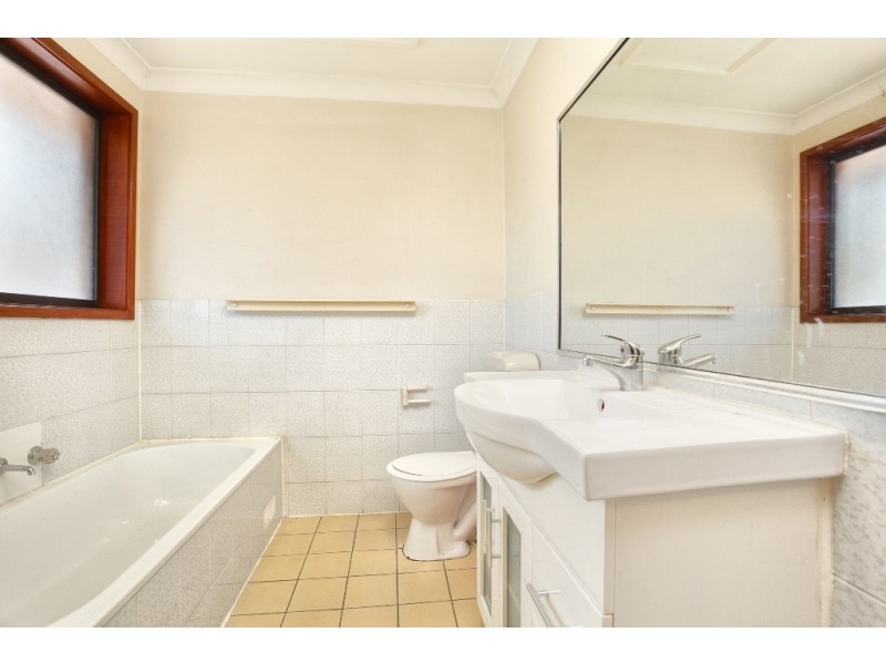 16/1 Manning St, Warwick Farm NSW 2170